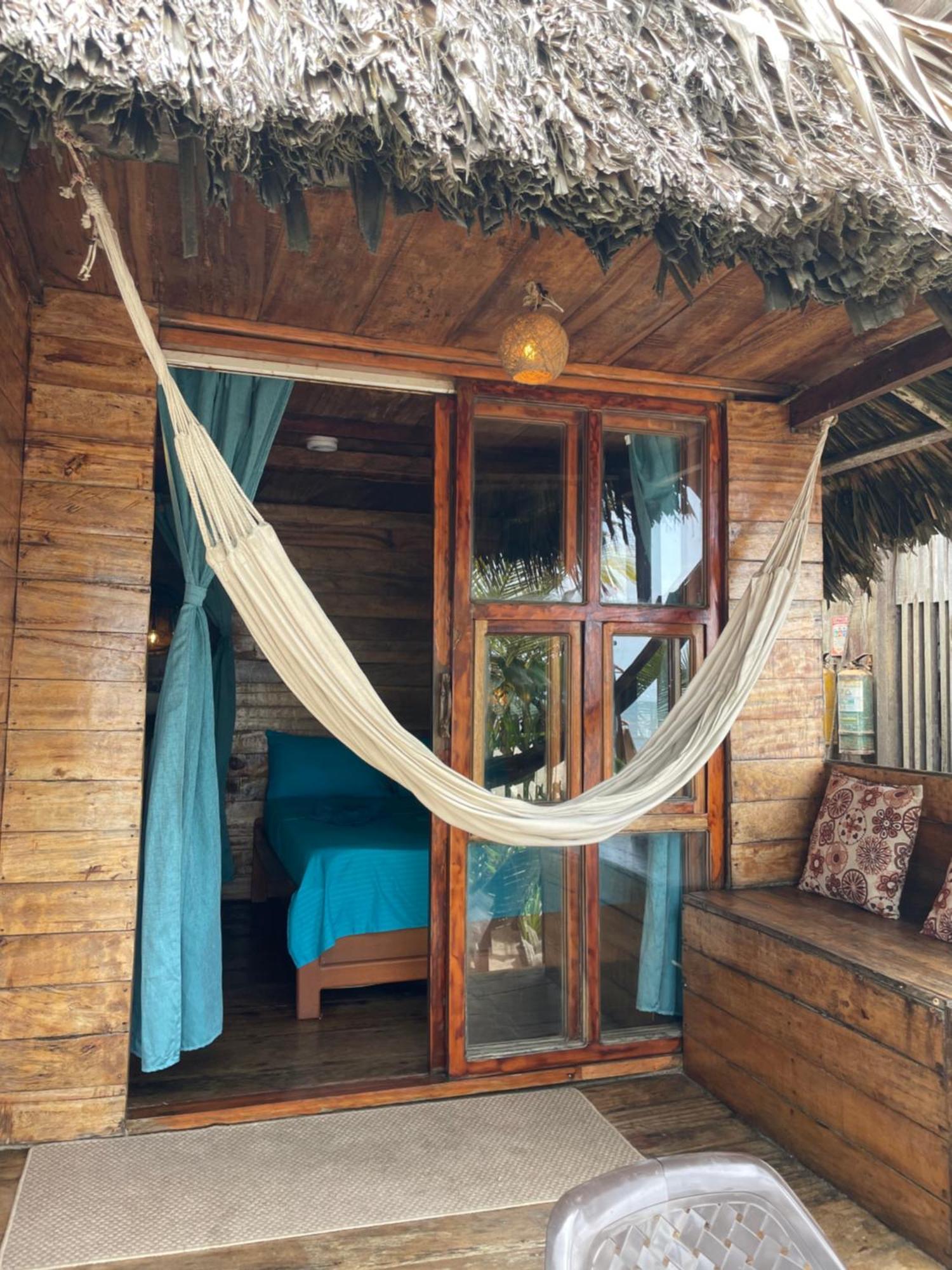 Chill And Surf Mendihuaca Hotel Guachaca Buitenkant foto